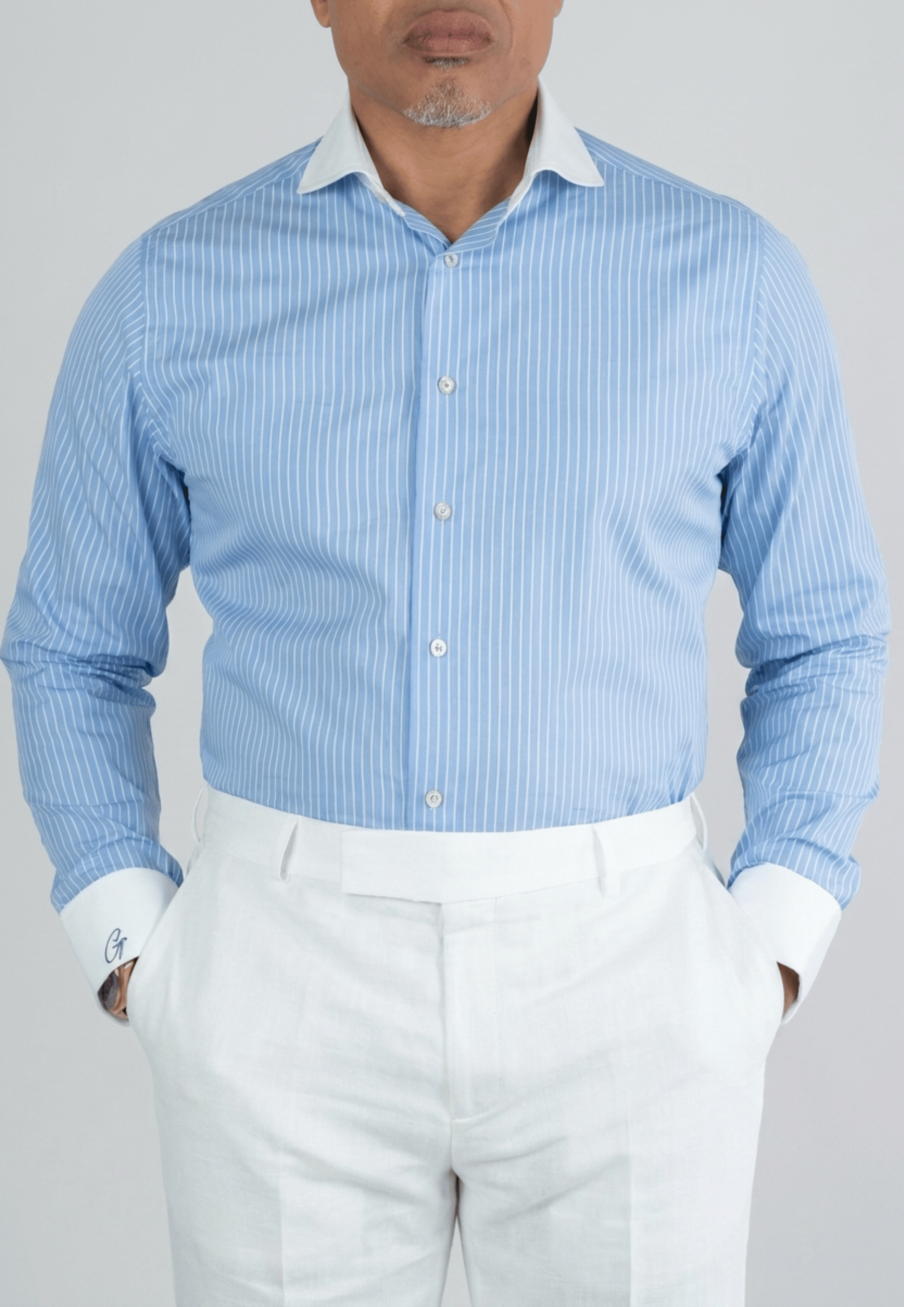 Chemise Banker à rayures bleues, col blanc